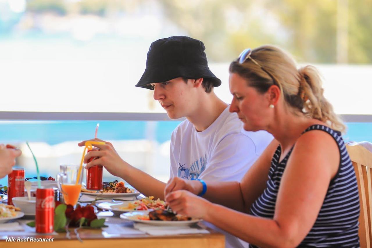 Nile Roof Hotel& Restaurant Luksor Zewnętrze zdjęcie